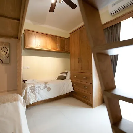 Apartamento Zerniq Misrah Simar